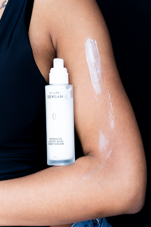 
                  
                    Load image into Gallery viewer, Intensive Lactic Acid Body Cream
                  
                